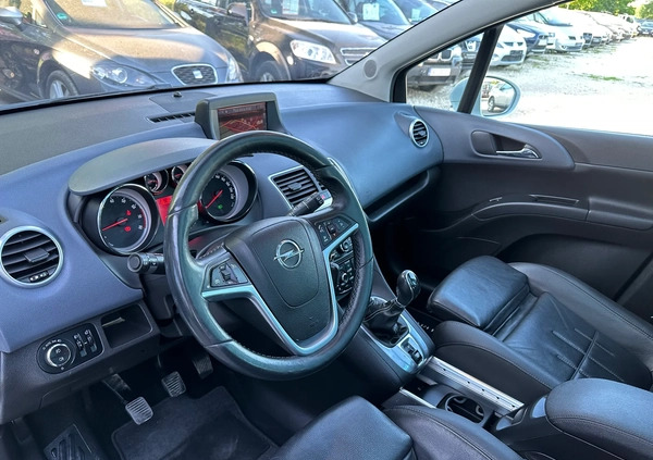 Opel Meriva cena 23900 przebieg: 172000, rok produkcji 2011 z Kutno małe 667